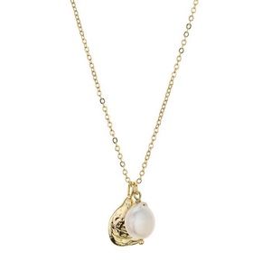 Aqua cultured freshwater pearl pendant